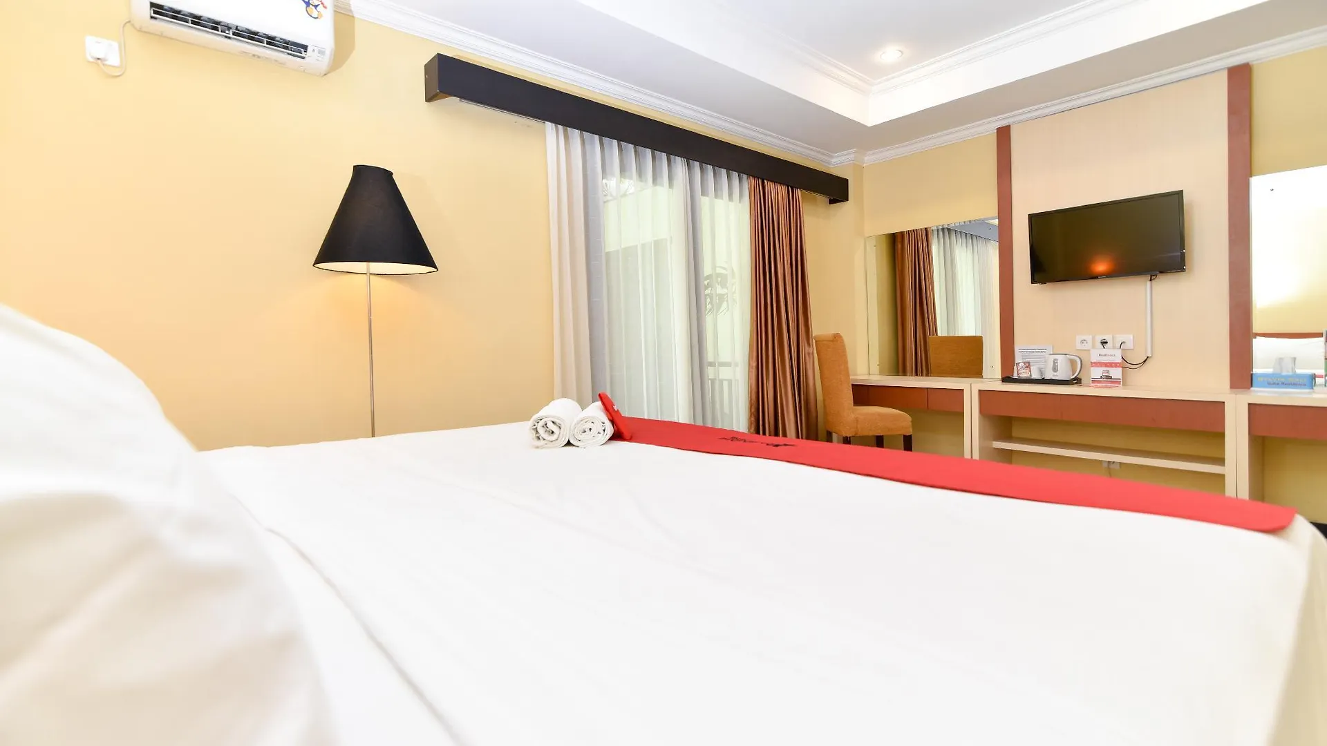 Reddoorz Plus Near Mall Bali Galeria 2 Denpasar  Hotel Denpasar (Bali)