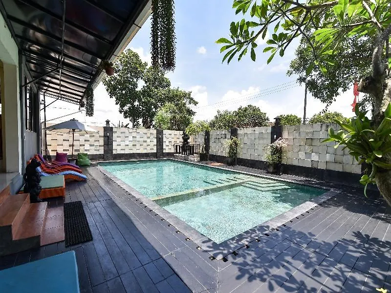 Hotel Reddoorz Plus Near Mall Bali Galeria 2 Denpasar