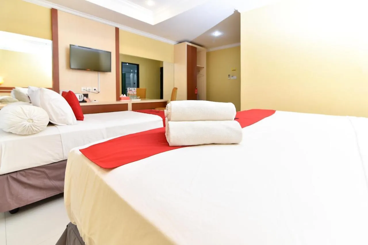 Reddoorz Plus Near Mall Bali Galeria 2 Denpasar  Hotel Denpasar (Bali)