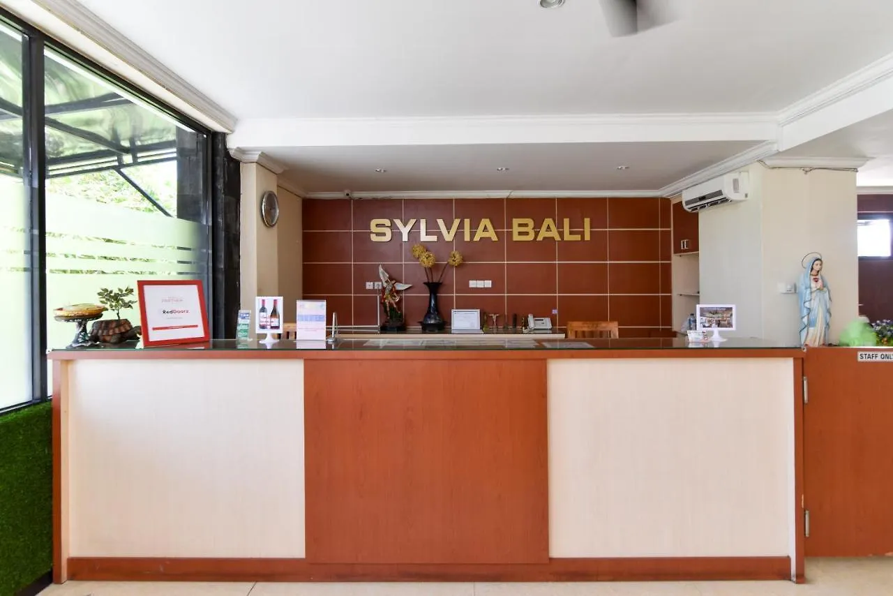Hotel Reddoorz Plus Near Mall Bali Galeria 2 Denpasar