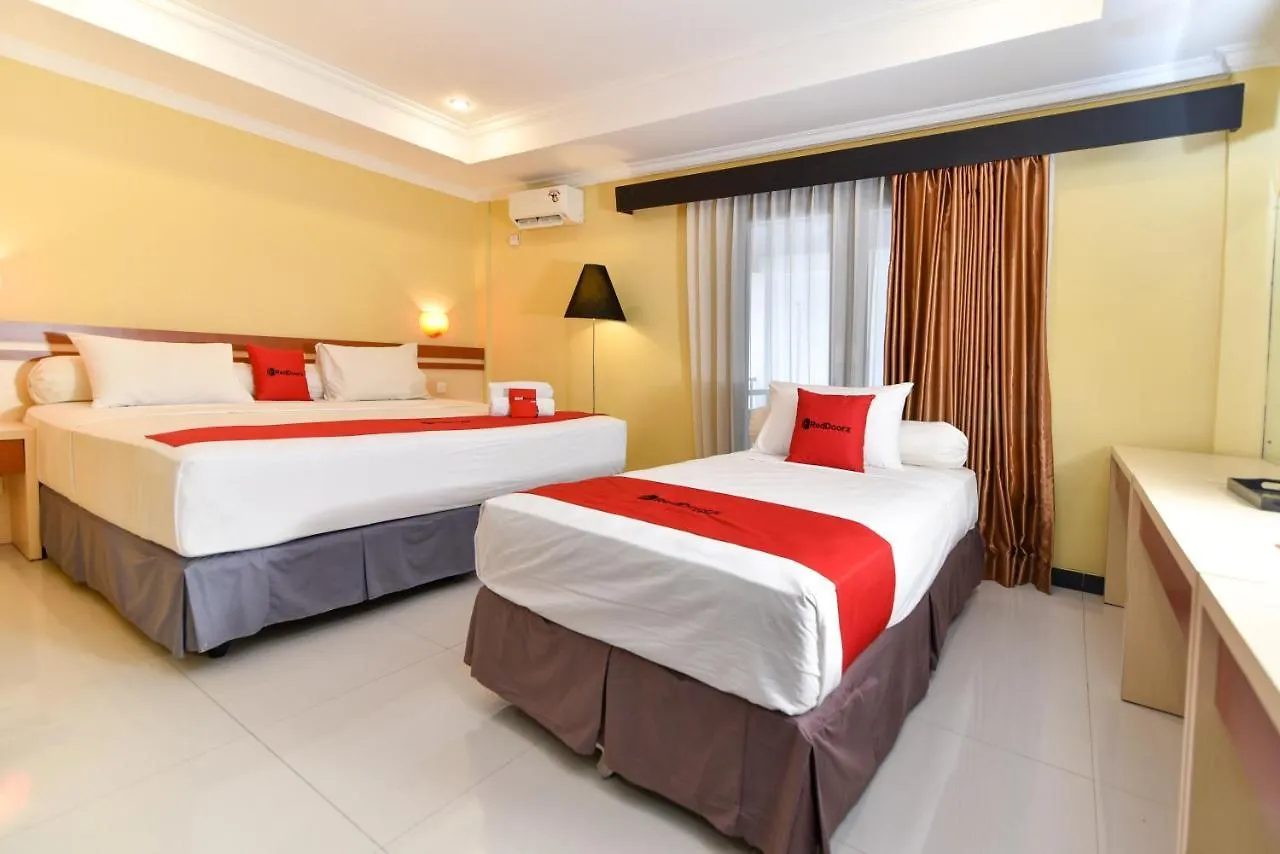 Hotel Reddoorz Plus Near Mall Bali Galeria 2 Denpasar  Indonesia