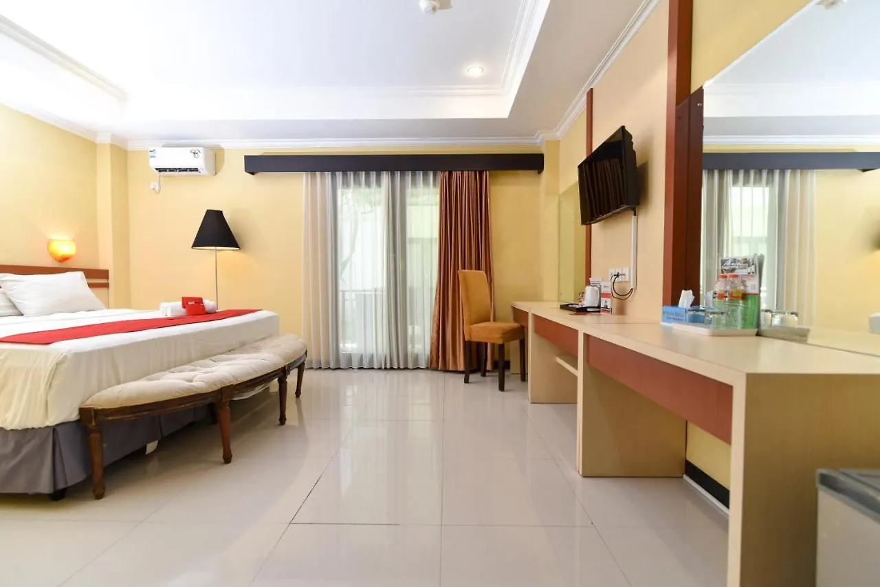 Hotel Reddoorz Plus Near Mall Bali Galeria 2 Denpasar
