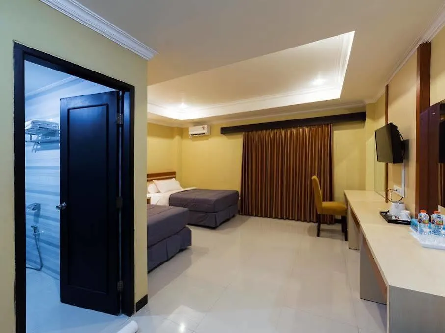 Reddoorz Plus Near Mall Bali Galeria 2 Denpasar  Hotel