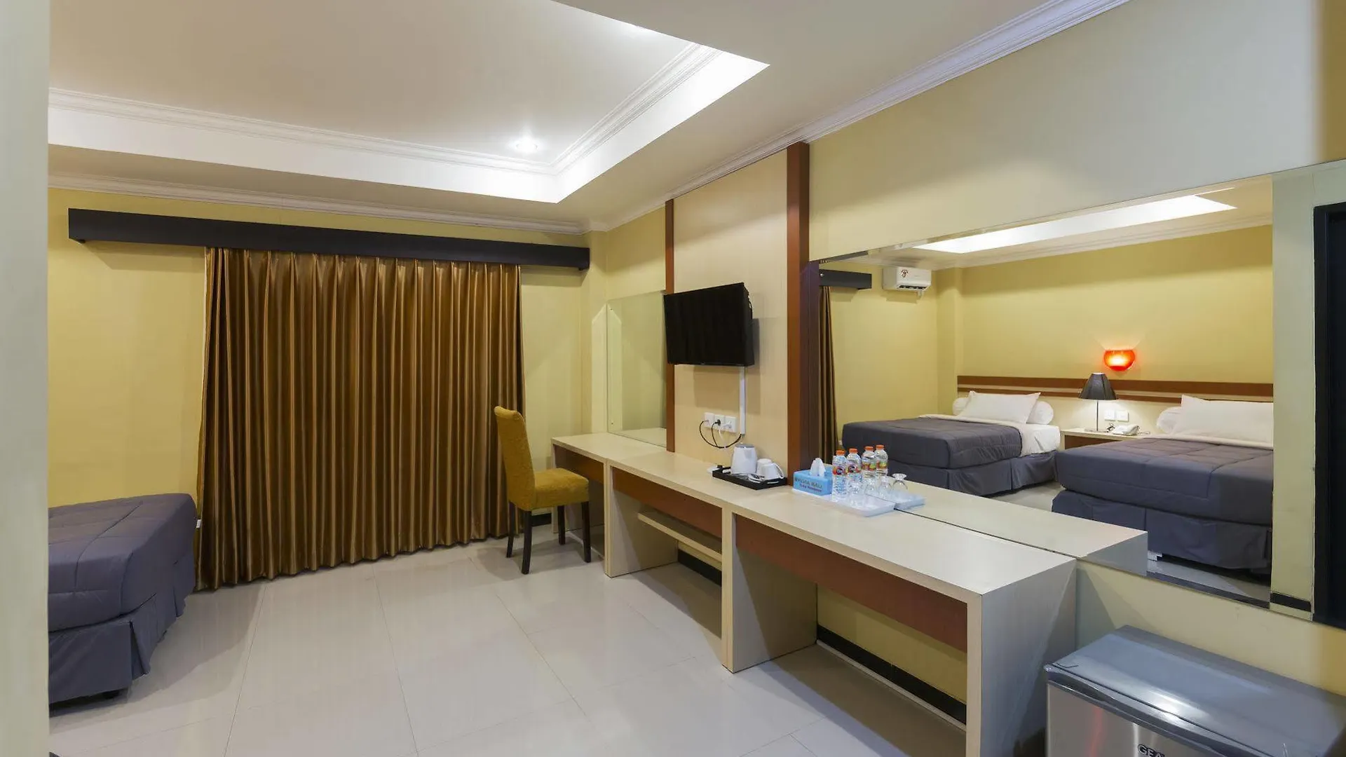 *** Hotel Reddoorz Plus Near Mall Bali Galeria 2 Denpasar  Indonesia