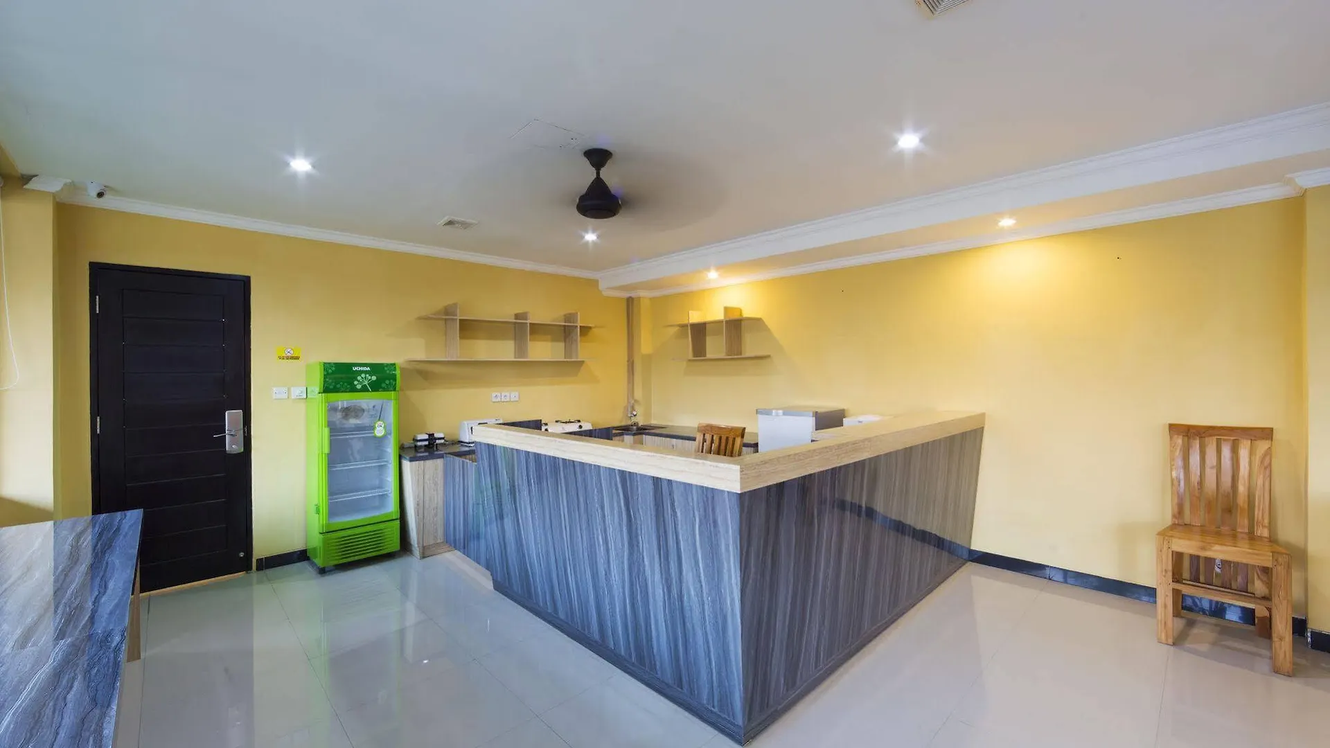 *** Hotel Reddoorz Plus Near Mall Bali Galeria 2 Denpasar  Indonesia